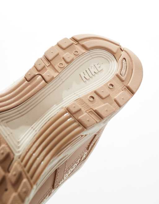 Nike - P-6000 - Sneakers in bruin, 4 van 5