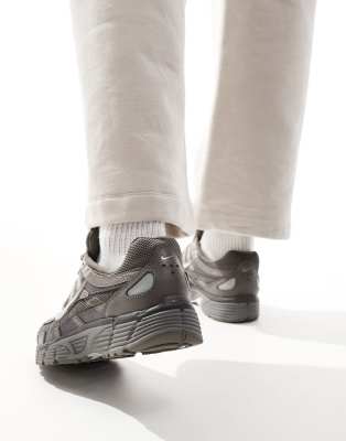 Nike P-6000 sneakers in dark gray and silver