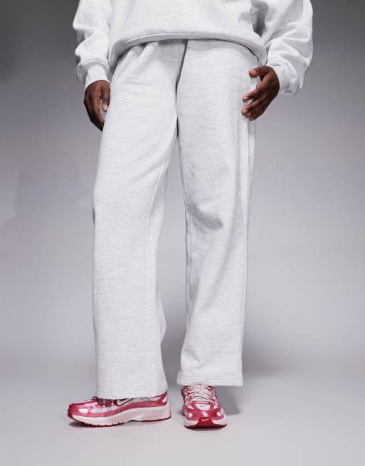 Nike P-6000 sneakers in pink and white , 3 of 5