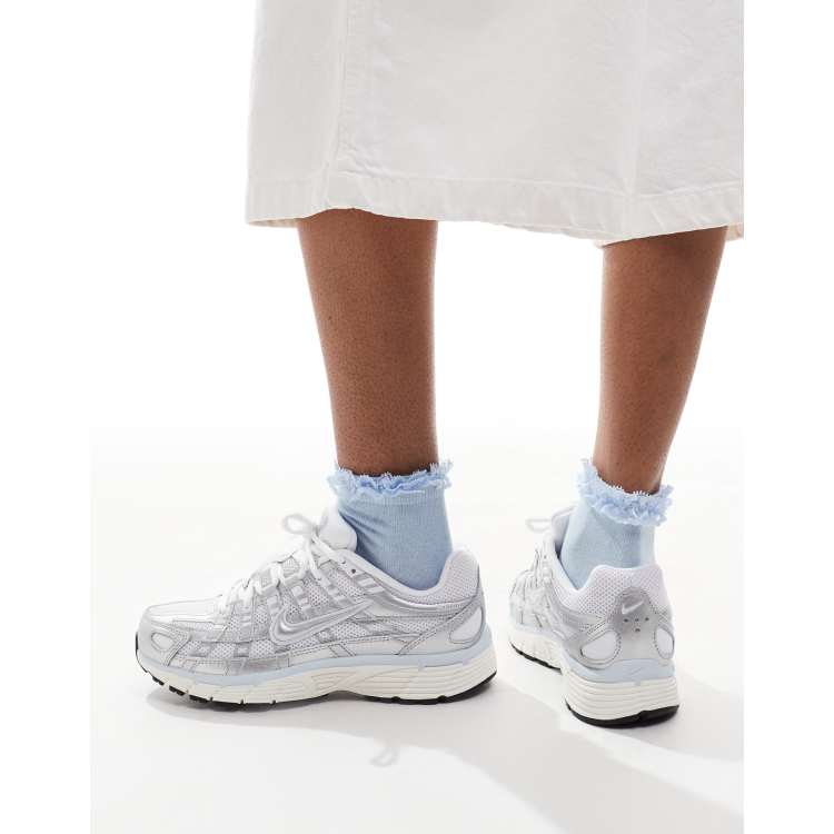 かわいい純白Swoosh! 限定!! Nike W P-6000 Sneaker Nike P-6000 sneakers in white, gray and blue | ASOS