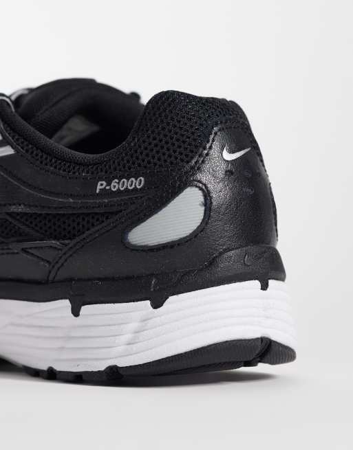 Nike – P-6000 – Svarta, vita, silvermetalliska träningsskor, 2 av 5