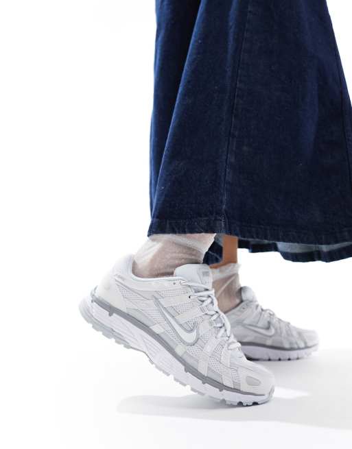 Nike P-6000 trainers in white and silver, 4 of 5