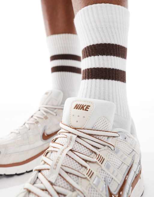 Nike – P-6000 – Unisex-Sneaker in Beige, 2 von 5
