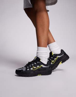 Nike - P-6000 - Utility uniseks sneakers in zwart en geel - view 1