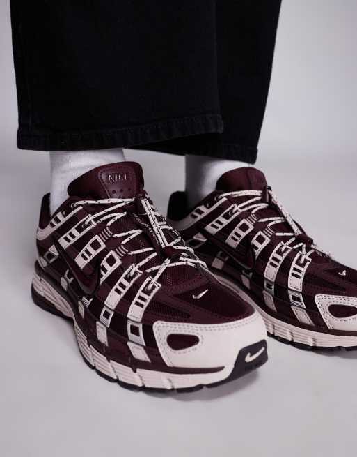 Nike – P-6000 – Vinröda sneakers med cargodetaljer, 3 av 5