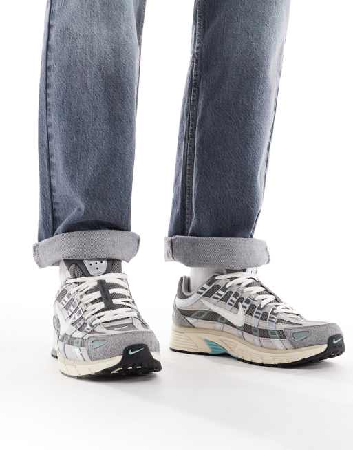 Nike - P6000 - Unisex sneakers in grijs en gebroken wit, 3 van 5