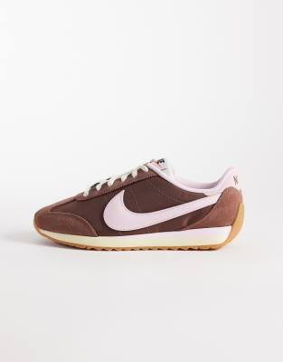 Nike Pacific Sneakers In Brown