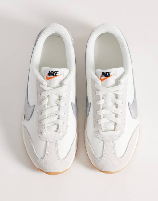 Nike Pacific sneakers in white and metallic silver, 3 of 5