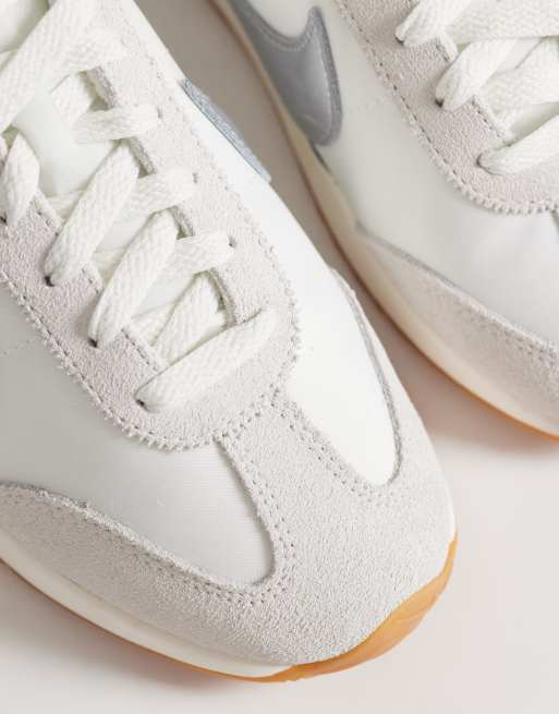 Nike Pacific sneakers in white and metallic silver, 4 of 5
