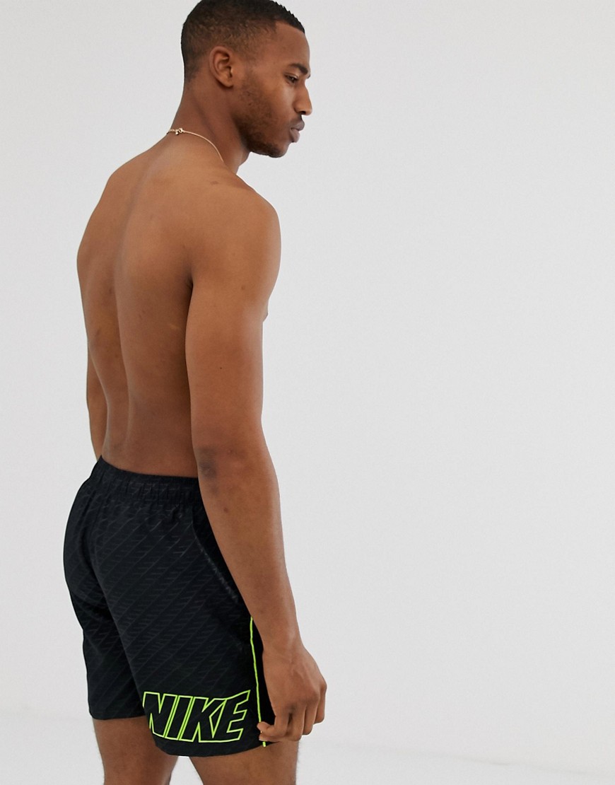 Nike - Pantaloncini da bagno con logo sul retro-Nero