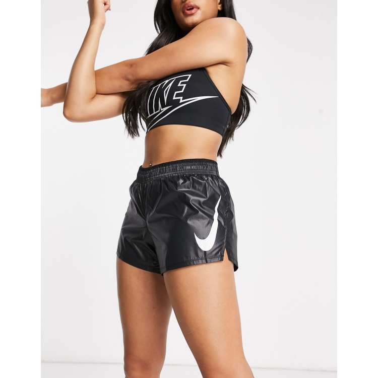 Pantaloncini da donna Nike Dri-FIT Strike NP