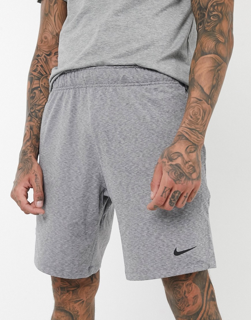 Nike - Pantaloncini da yoga grigi-Grigio