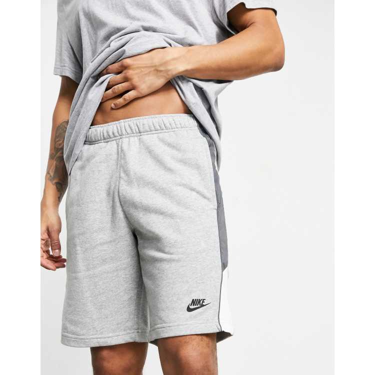 Pantaloncini hotsell grigi nike