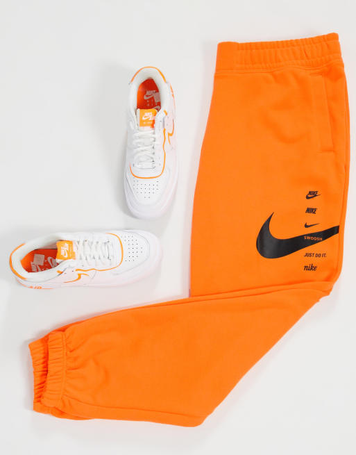 Pantaloni cheap nike arancione