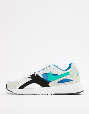 nike pantheos trainers in white