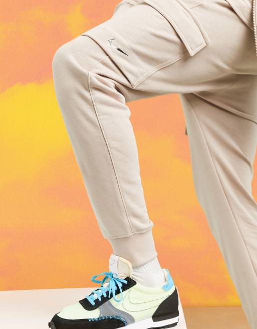 Nike discount joggers pastel