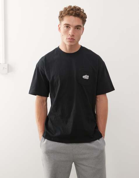 Nike path logo t-shirt in black