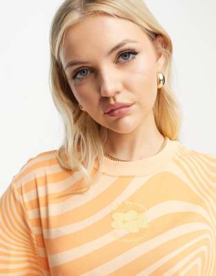 Nike pattern t shirt dress in peach cream