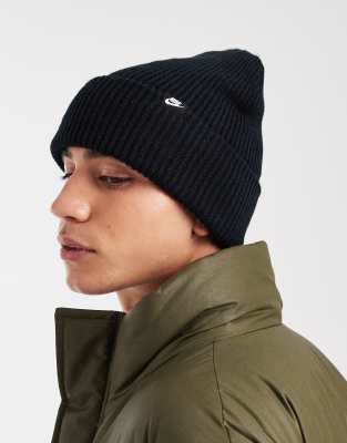 Nike Nike Peak beanie in black