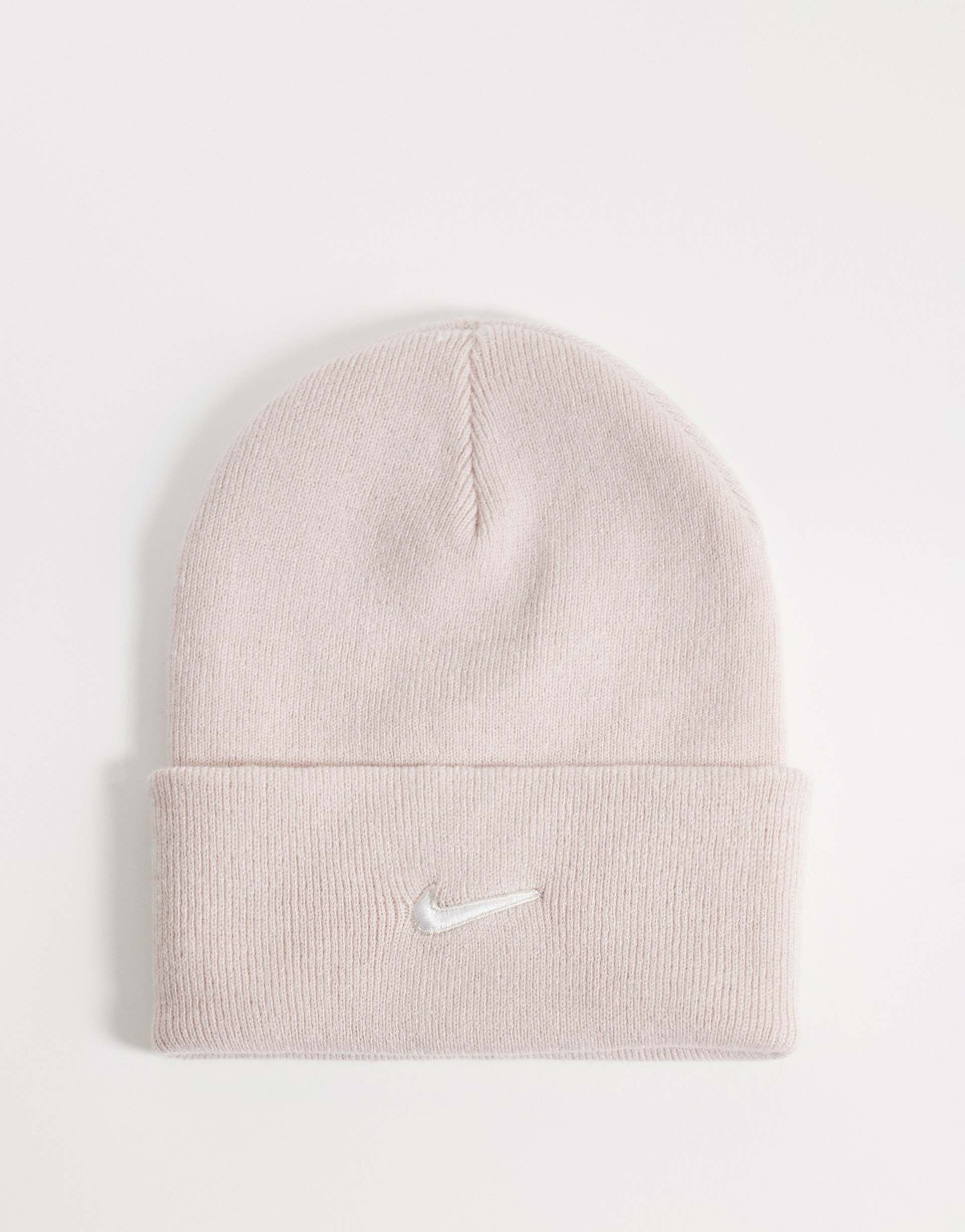 nike peak beanie in pink