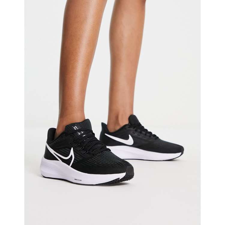 distrito policía lanza Nike Pegasus 39 sneakers in black and white | ASOS