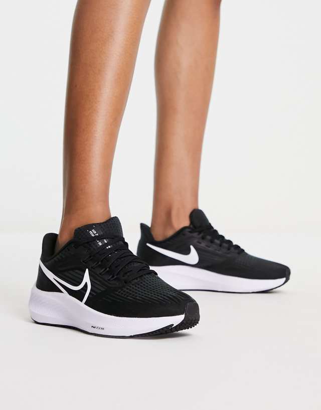 Nike Pegasus 39 sneakers in black and white