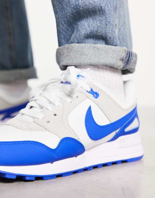 Air pegasus 89 blue and 2025 white