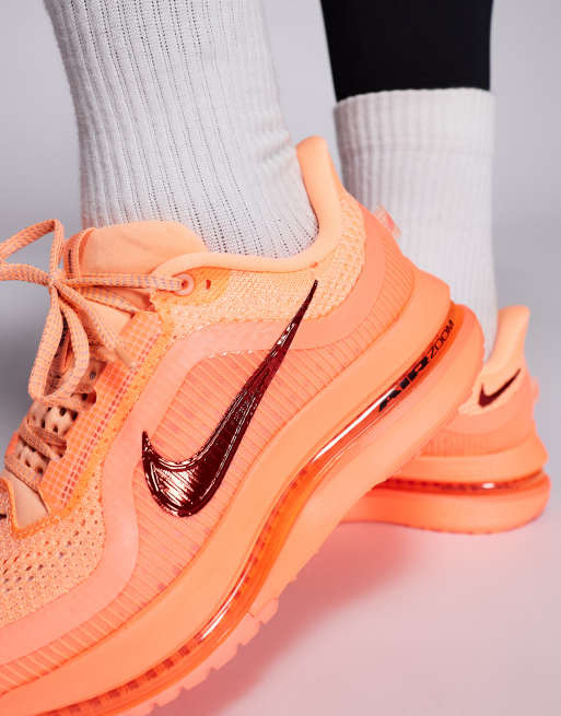 Nike Pegasus Premium sneakers in orange and pink, 4 of 5