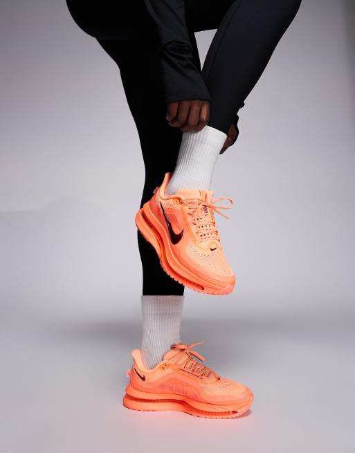 Nike Pegasus Premium sneakers in orange and pink, 5 of 5