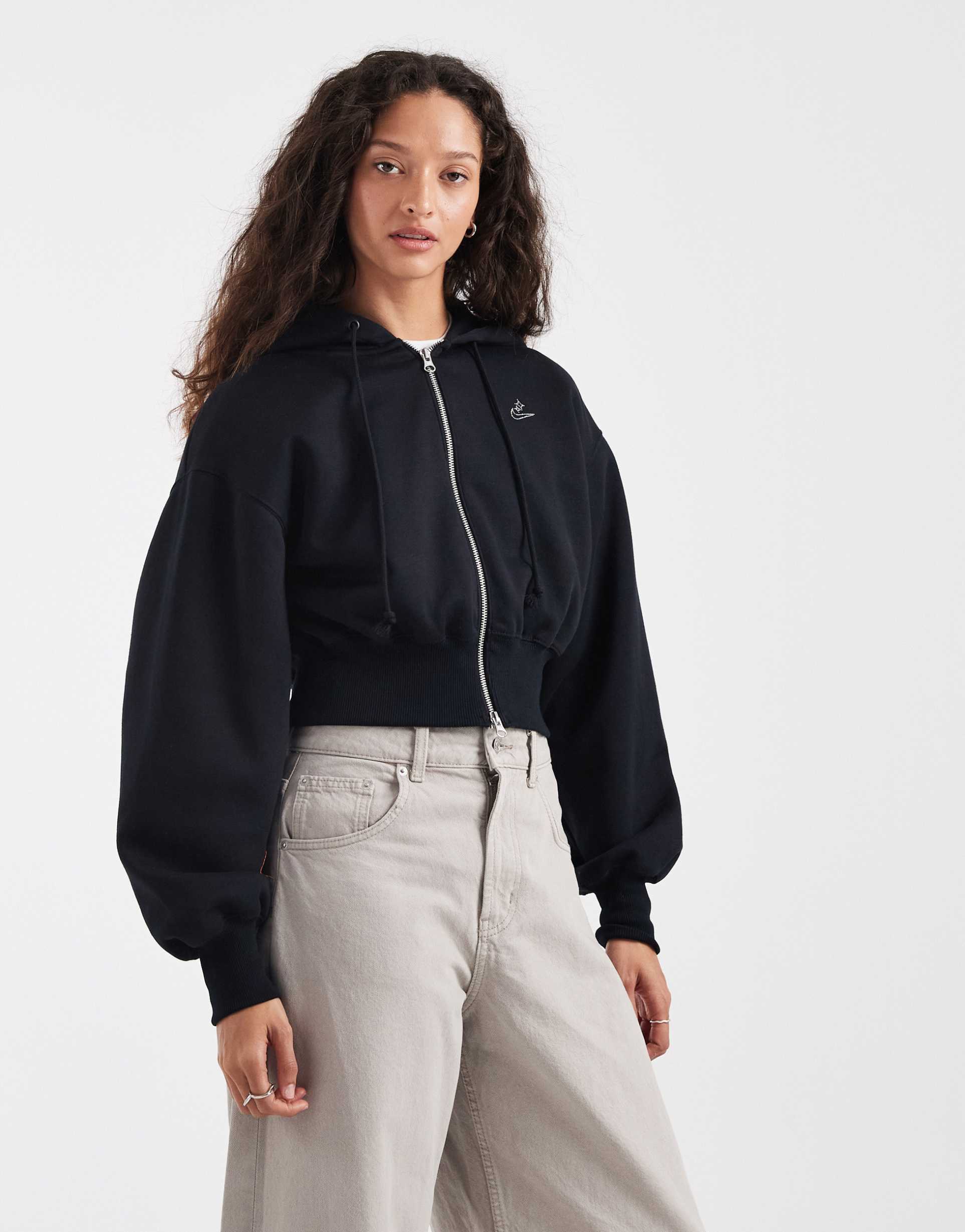 nike pheonix fleece goddess dimante cropped hoodie in black