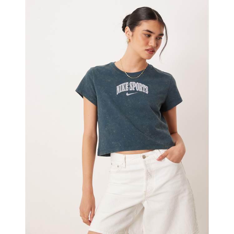 Nike Phoenix boxy retro logo T-shirt in blue | ASOS
