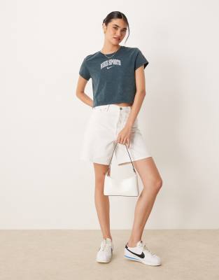 Nike Phoenix Boxy Retro Logo T-shirt