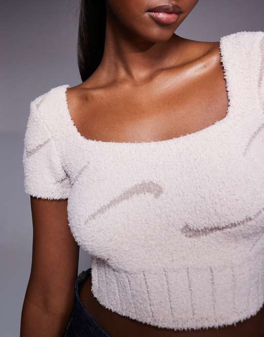Nike Phoenix cozy boucle crop top in beige, 3 of 4