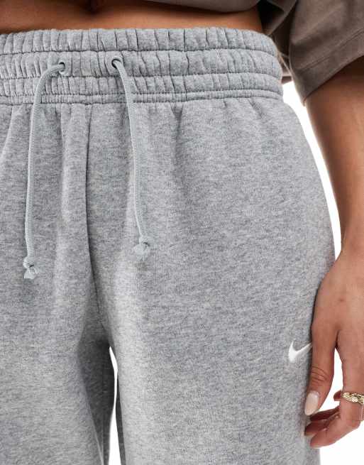 Nike Phoenix Fleece cuffed sweatpants in gray, 3 of 5