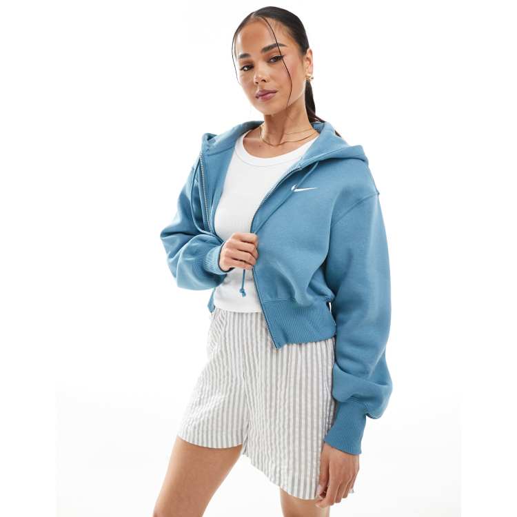 207467351-1-midblue?$n_750w$&
