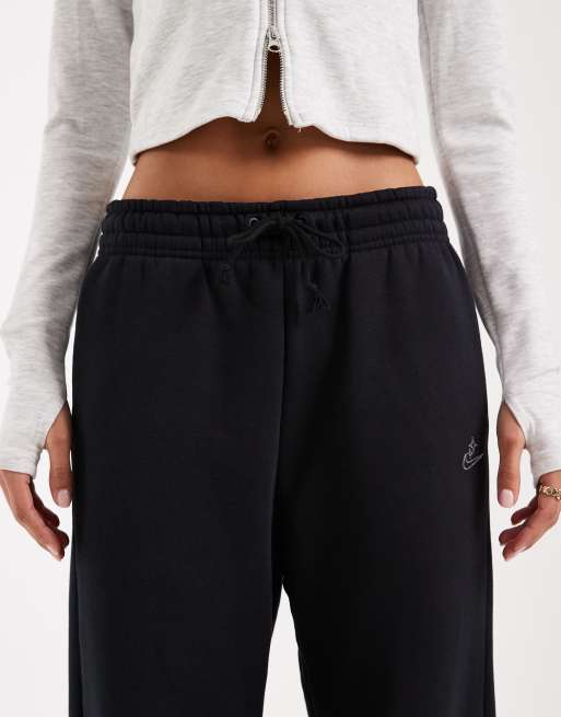 Nike Phoenix Fleece goddess rhinestone sweatpants in black , 4 of 5