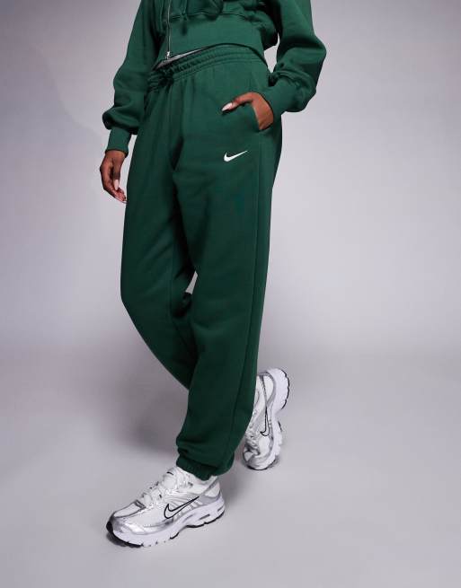 Nike - Phoenix Fleece - Grønne højtaljede joggingbukser med oversized pasform og tætsiddende benkanter, 4 af 5