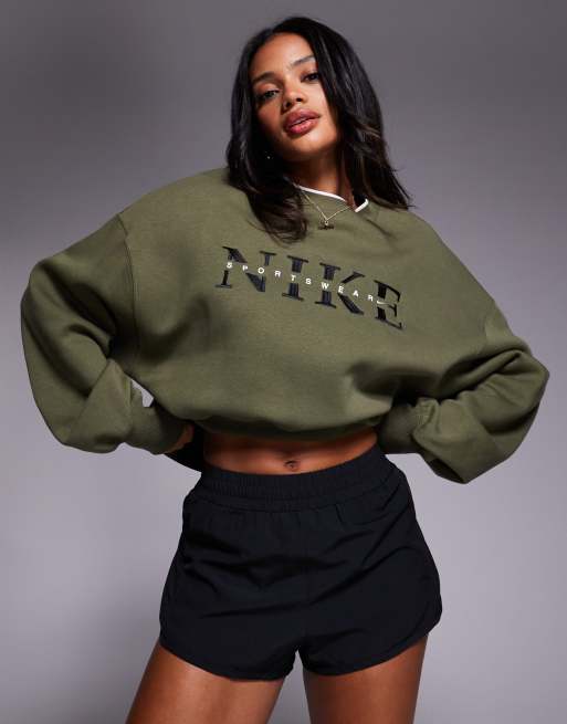 Nike – Phoenix Fleece – Gym Life – Khakigrön sweatshirt med Swoosh-logga