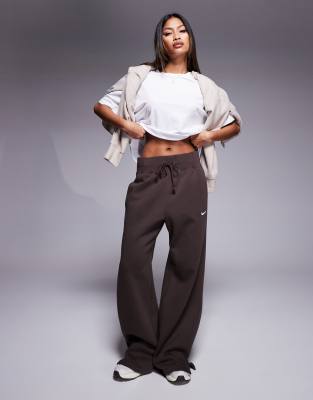 Nike Phoenix Fleece High Rise Wide Leg Sweatpants In Brown