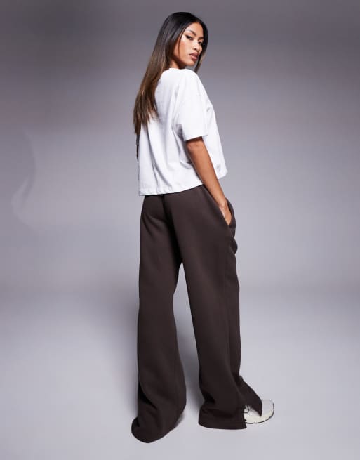 Nike Phoenix Fleece high rise wide leg sweatpants in brown, 3 of 5