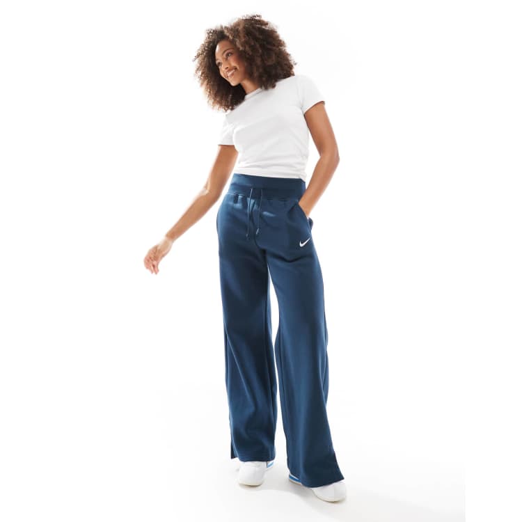 206566281-1-navy?$n_750w$&wid=