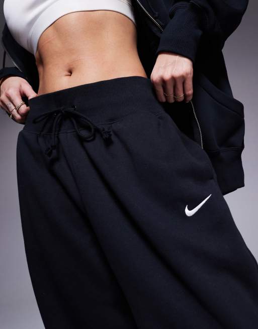 Nike Phoenix Fleece high waisted oversized joggers in black , 3 of 5