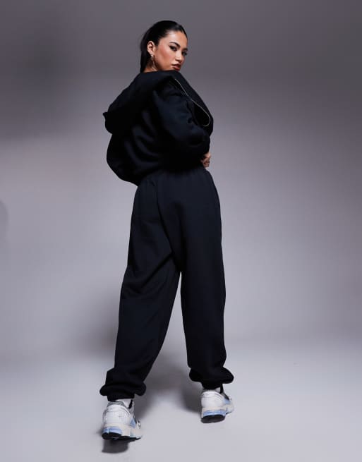 Nike Phoenix Fleece high waisted oversized joggers in black , 4 of 5