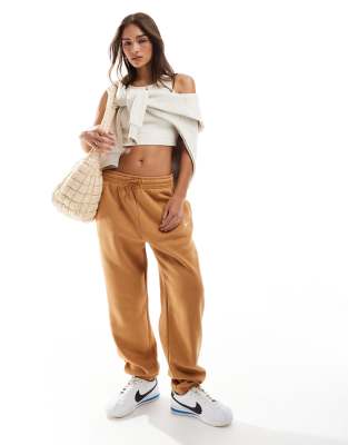 Jordan Nike Phoenix Fleece High Waisted Sweatpants In Brown-neutral
