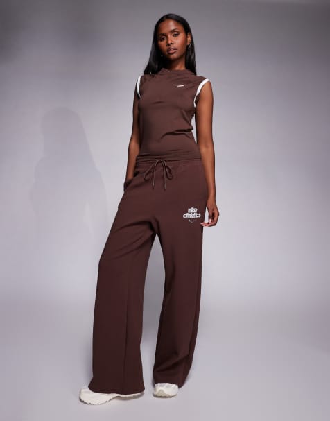 Nike Phoenix Fleece high waisted wide leg joggers in brown - view 1