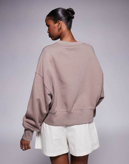 Nike Phoenix Fleece over-oversized sweatshirt in brown, 4 of 4
