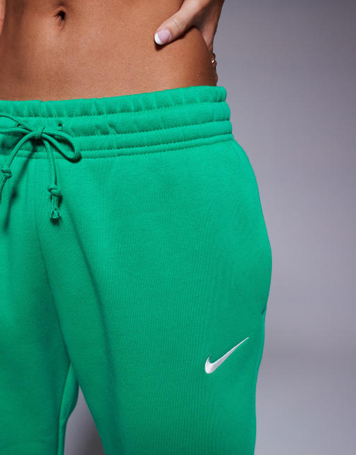 Nike – Phoenix Fleece – Oversize-Jogginghose in Grün mit mittelhohem Bund, 5 von 5