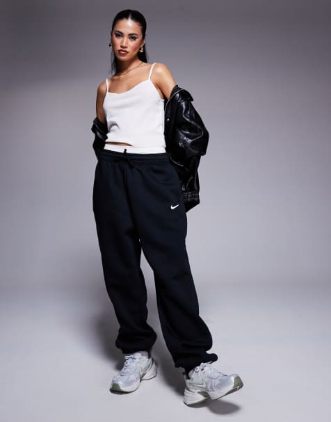 Nike – Phoenix Fleece – Oversize-Jogginghose in Schwarz mit hohem Bund - view 1