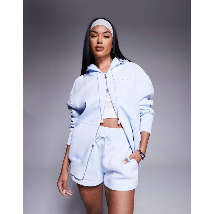 207492393-1-lightblue?$n_750w$