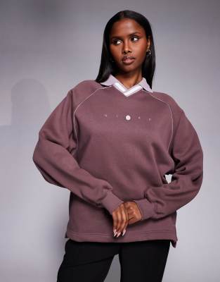 Nike Nike Phoenix Fleece oversized polo in dark purple-Brown